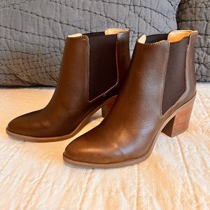 Nisolo Chelsea Commuter Boot size 9.5